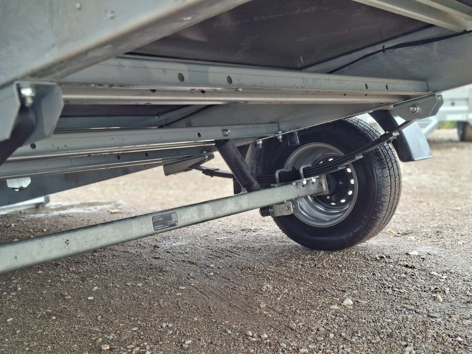 За автомобил RESPO 750P351L207, снимка 12 - Ремаркета - 56270300