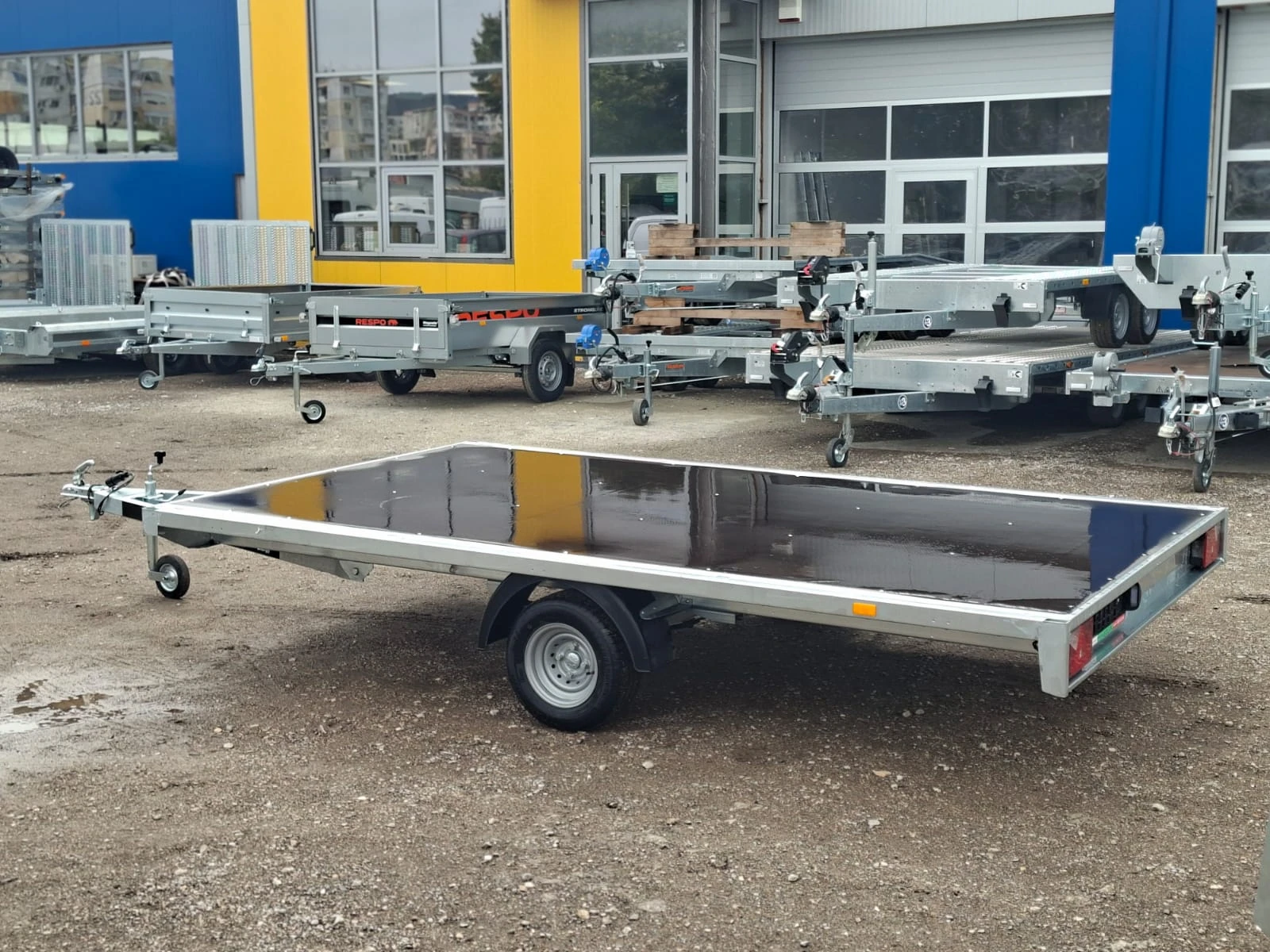 За автомобил RESPO 750P351L207, снимка 6 - Ремаркета - 56270300