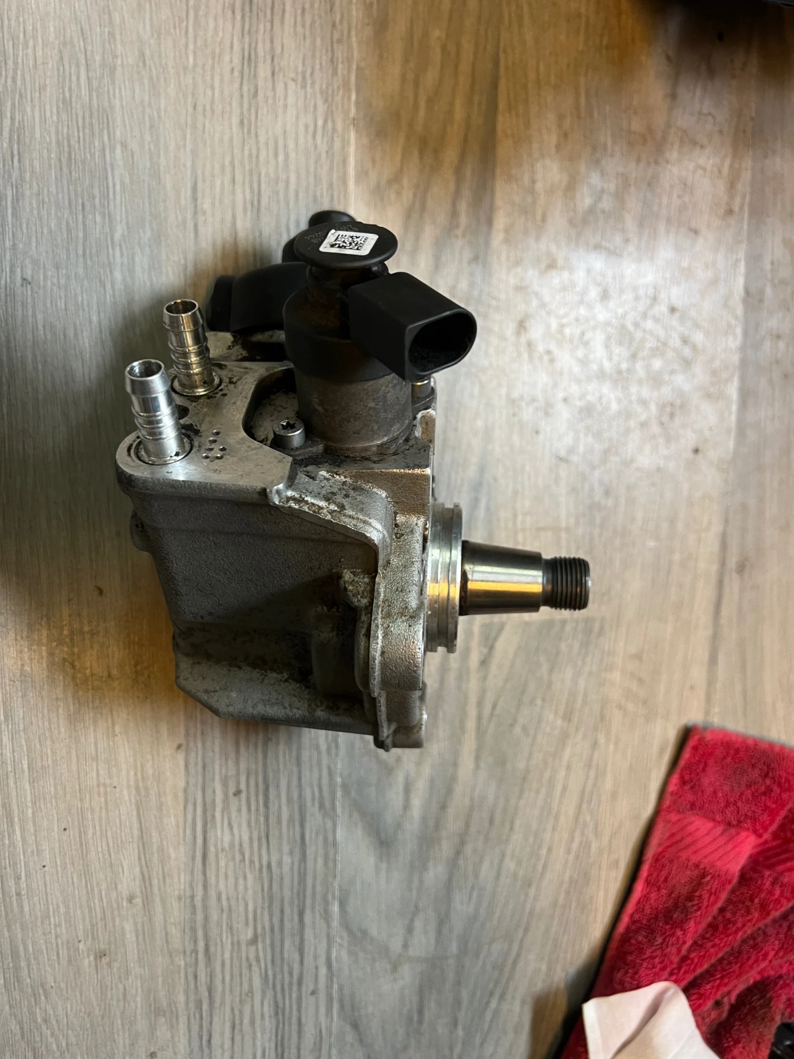 0445010529 03L130755AC    VW AUDI 2.0TDI  0 445 010 529 03L 130 755 AC | Mobile.bg   3