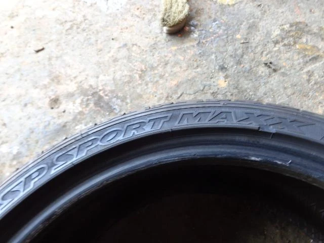 Гуми Летни 205/40R17, снимка 8 - Гуми и джанти - 18334923