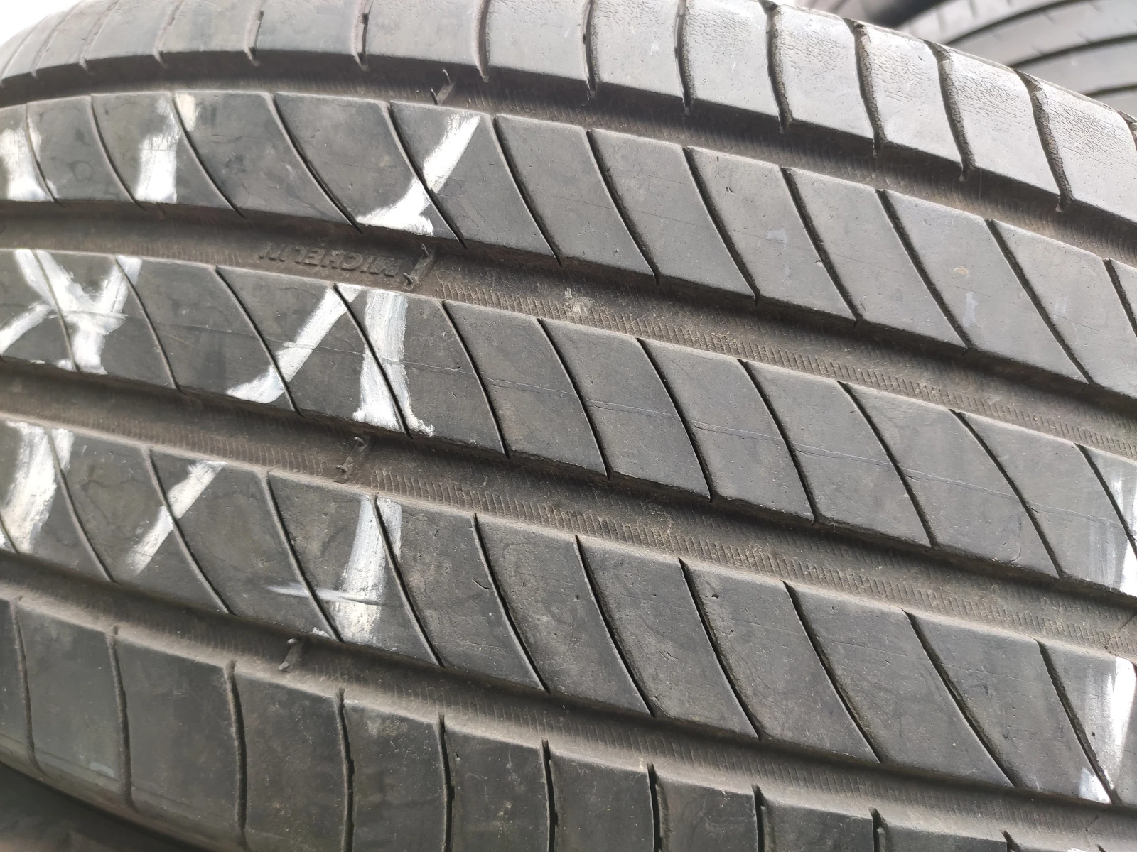 ���� 215/55R17 | Mobile.bg � ����������� 2