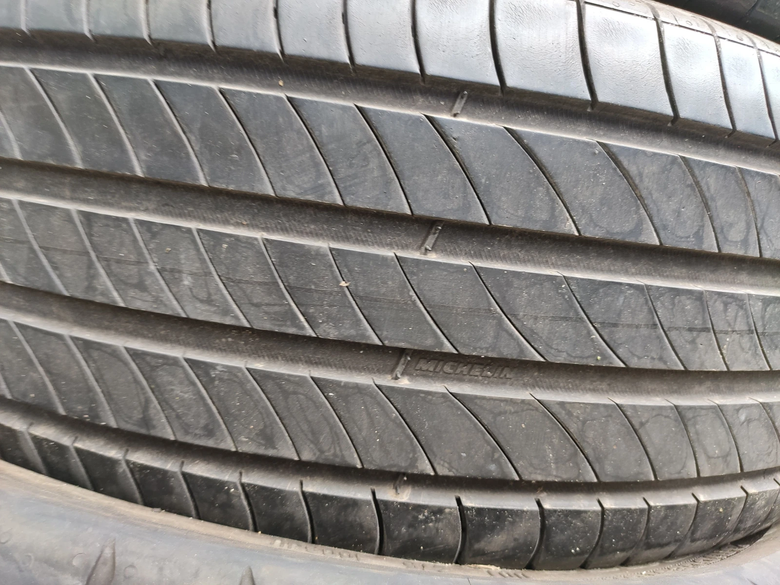 ���� 215/55R17 | Mobile.bg � ����������� 1
