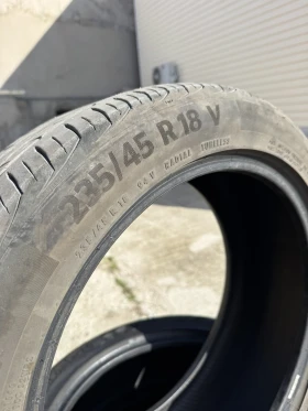 Гуми Летни 235/45R18, снимка 2 - Гуми и джанти - 49556101