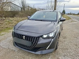 Peugeot 208 1.2T PureTech Allure от 1-ви собственик, снимка 2