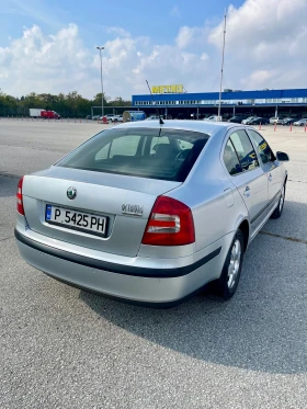 Обява за продажба на Skoda Octavia 1.6 FSI ~8 450 лв. - изображение 5 | Auto.bg Обява за продажба на Skoda Octavia 1.6 FSI ~8 450 лв. - изображение 5