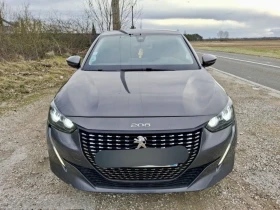 ������ Peugeot 208