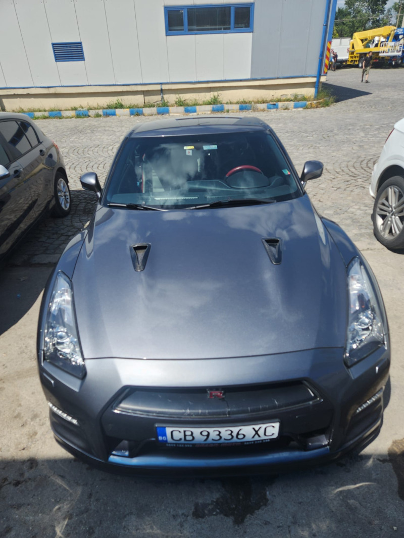 Nissan Gt-r, снимка 2 - Автомобили и джипове - 46286277