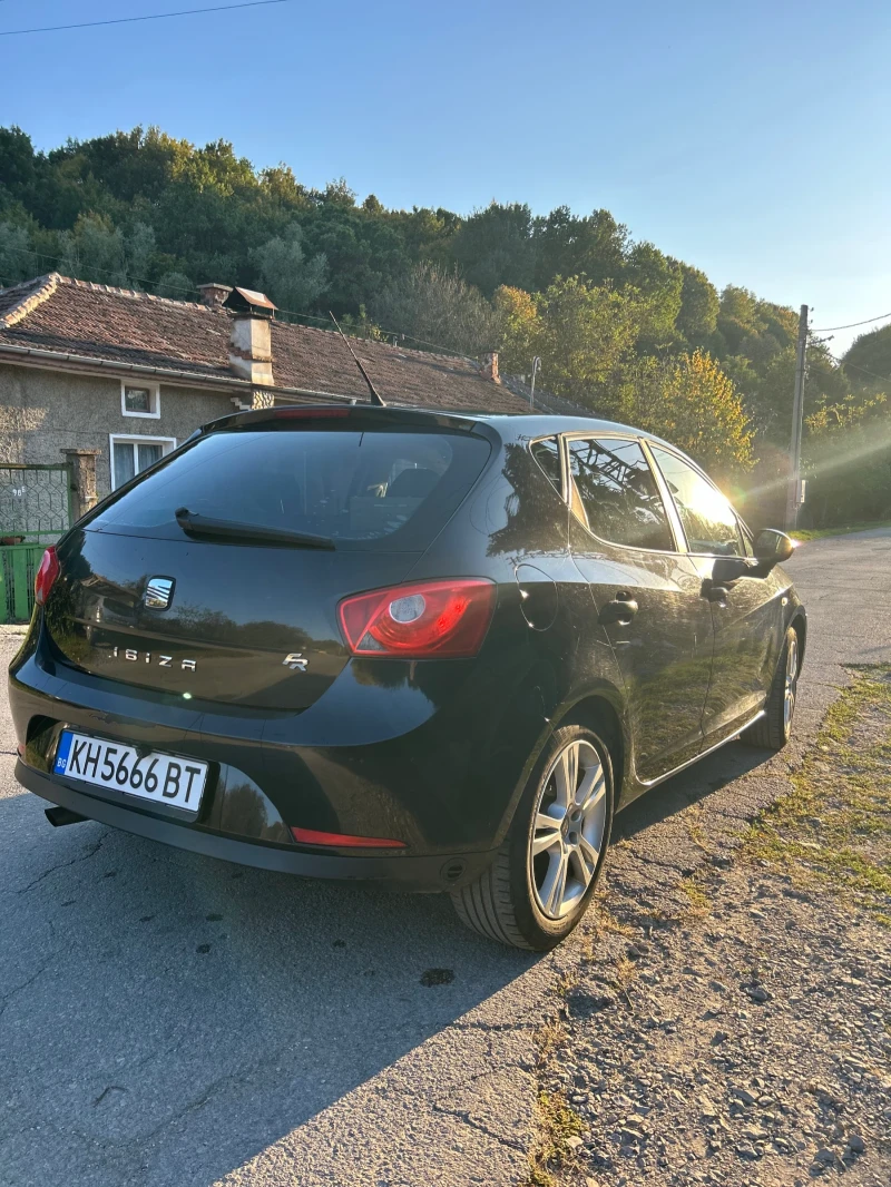 Seat Ibiza 1.6 105 к.с. Бензин с газов инжекцион, снимка 5 - Автомобили и джипове - 47059815