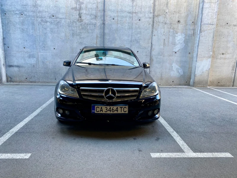 Mercedes-Benz C 200 W204 Facelift, снимка 2 - Автомобили и джипове - 47654561