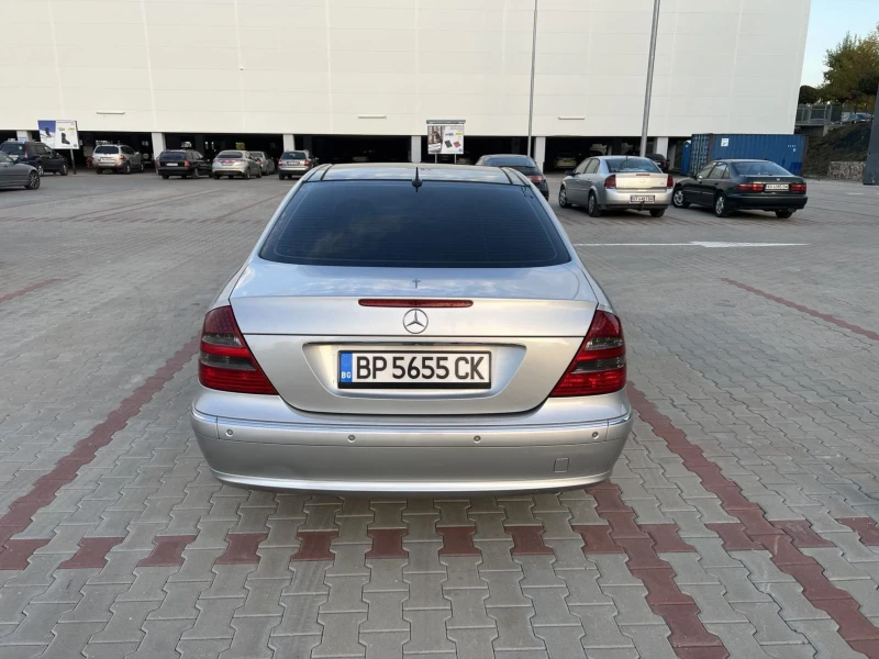 Mercedes-Benz E 270 PANORAMA* NAVI* ПОДГРЕВ, снимка 7 - Автомобили и джипове - 49522301