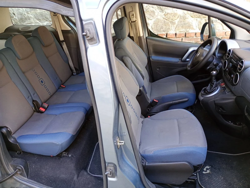 Citroen Berlingo 1.6i 109 GAZ Lux, снимка 10 - Автомобили и джипове - 49213230