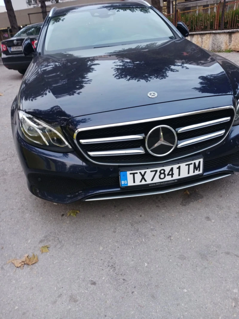 Mercedes-Benz E 300, снимка 1 - Автомобили и джипове - 49242642