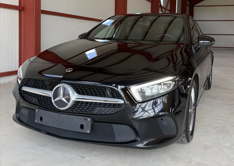 Mercedes-Benz A 180 Launch Edition, снимка 5 - Автомобили и джипове - 50124512