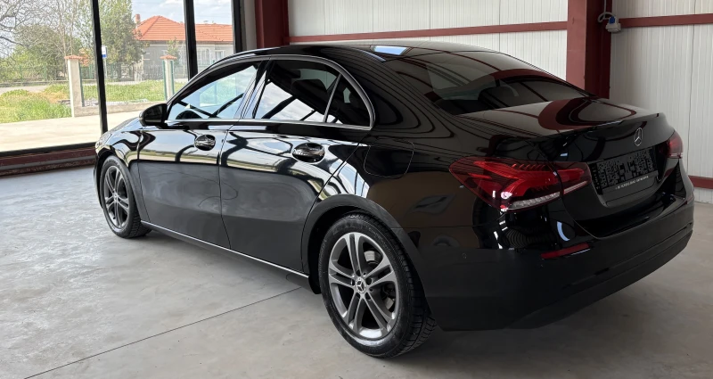 Mercedes-Benz A 180 Launch Edition, снимка 3 - Автомобили и джипове - 50124512