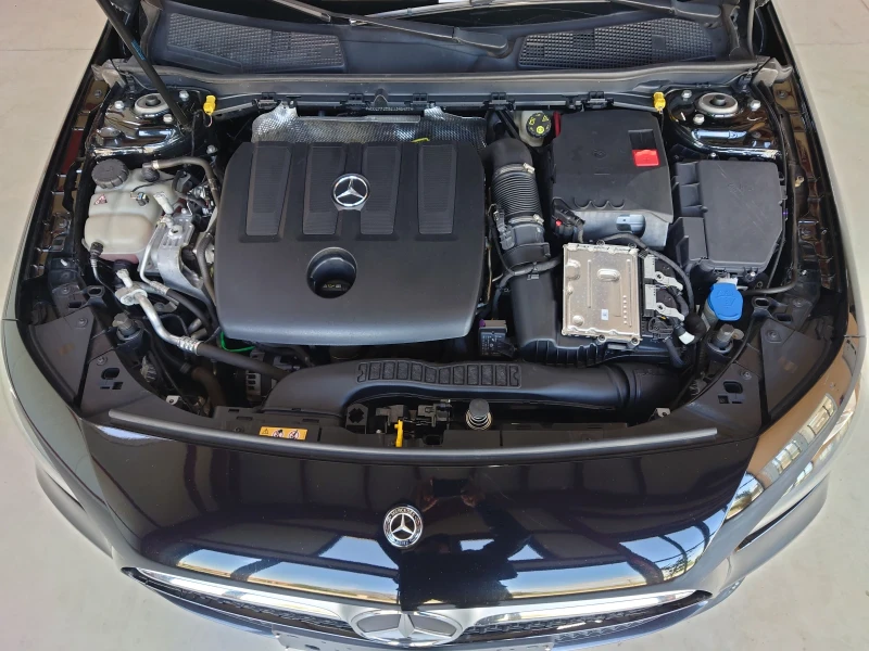 Mercedes-Benz A 180 Launch Edition, снимка 17 - Автомобили и джипове - 50124512