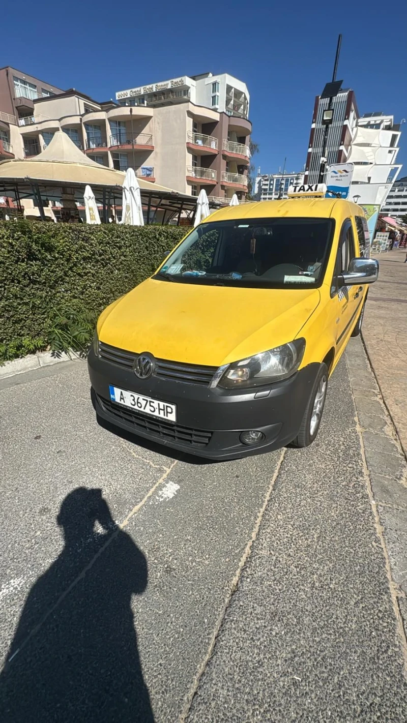 VW Caddy Maxi taxi 6+ 1
