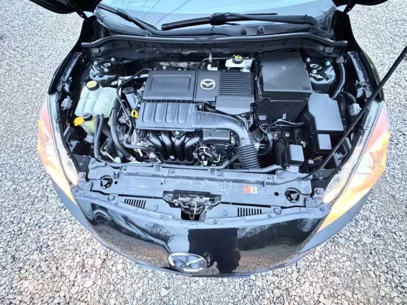 Mazda 3 1.6 105к.с. Италия Навигация, снимка 13 - Автомобили и джипове - 52596019