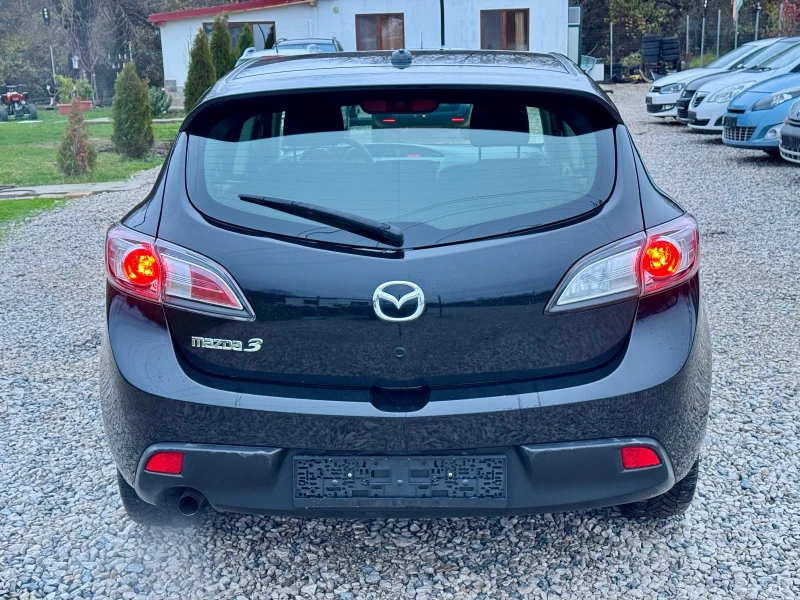 Mazda 3 1.6 105к.с. Италия Навигация, снимка 8 - Автомобили и джипове - 52596019