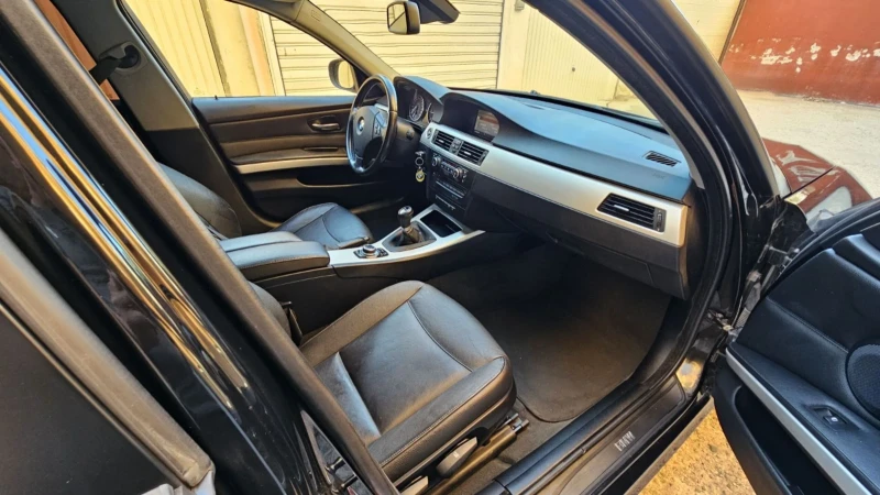 BMW 318, снимка 6 - Автомобили и джипове - 52858311