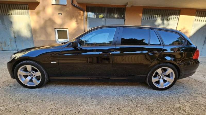 BMW 318, снимка 2 - Автомобили и джипове - 52858311