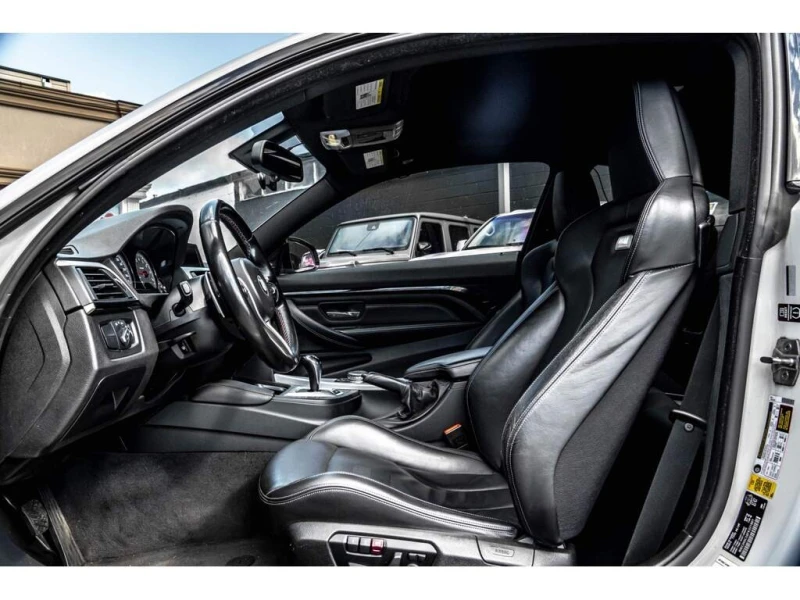 BMW M4 * COUPE* CARBON PACK* CARFAX* , снимка 8 - Автомобили и джипове - 53020383