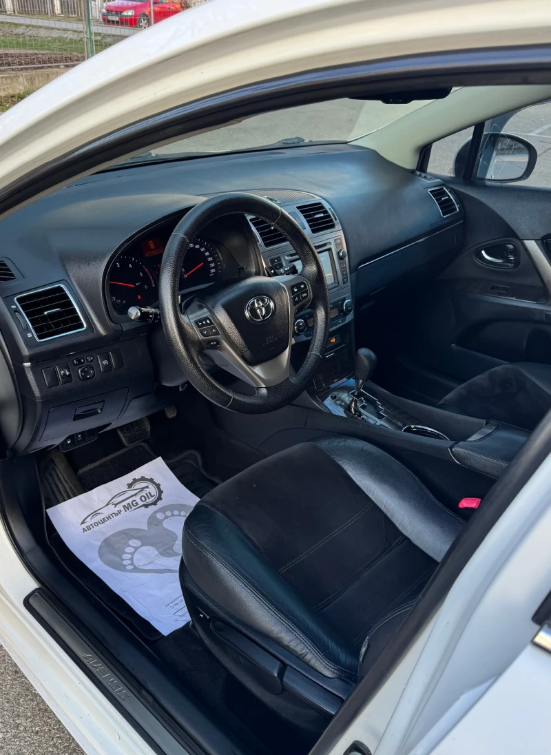 Toyota Avensis 2.2d4d 150k.c Navi Kamera Avtomat, снимка 7 - Автомобили и джипове - 53149319