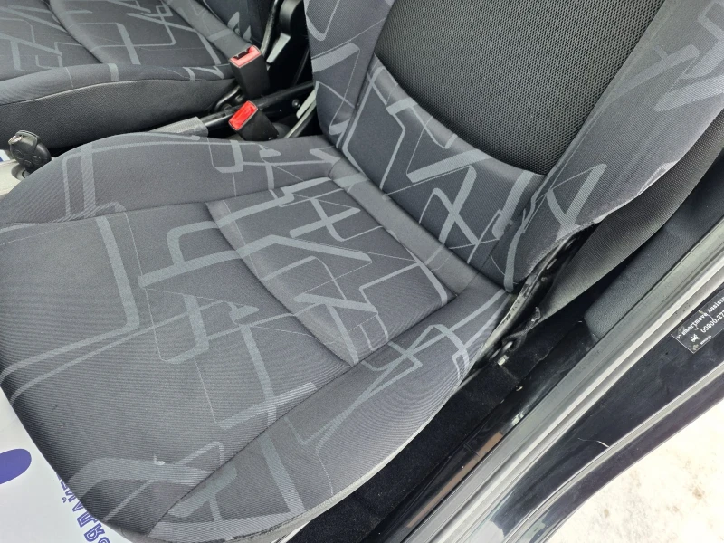 Smart Fortwo 1.0i. 70k.c, снимка 8 - Автомобили и джипове - 53207506