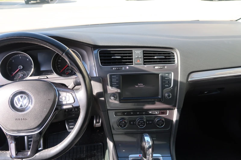 VW Golf Alltrack, снимка 4 - Автомобили и джипове - 53236547