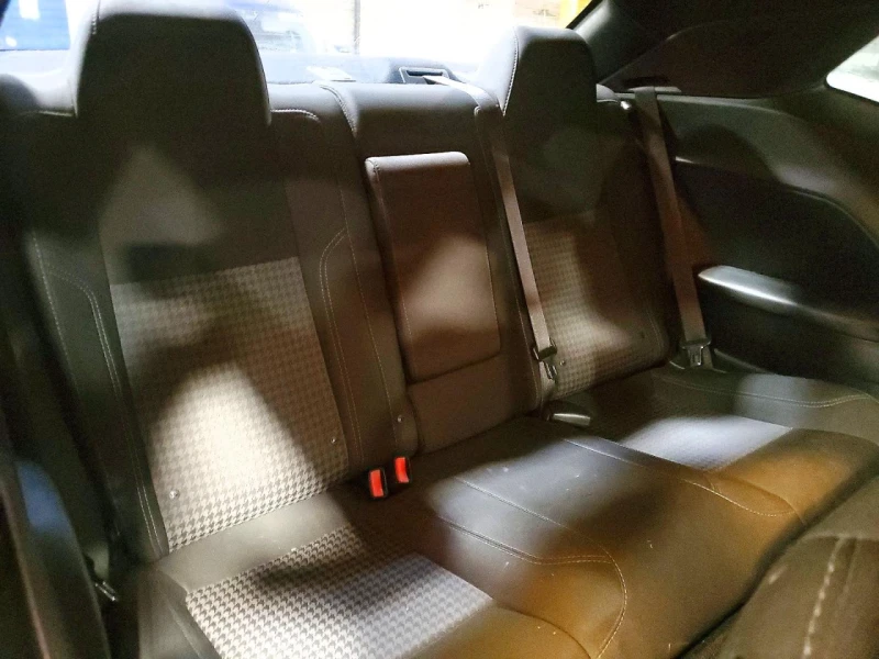 Dodge Challenger 3.6 V6| FACELIFT| ПОДГРЕВ| KEYLESS| ОЧАКВАН ВНОС, снимка 9 - Автомобили и джипове - 53567213