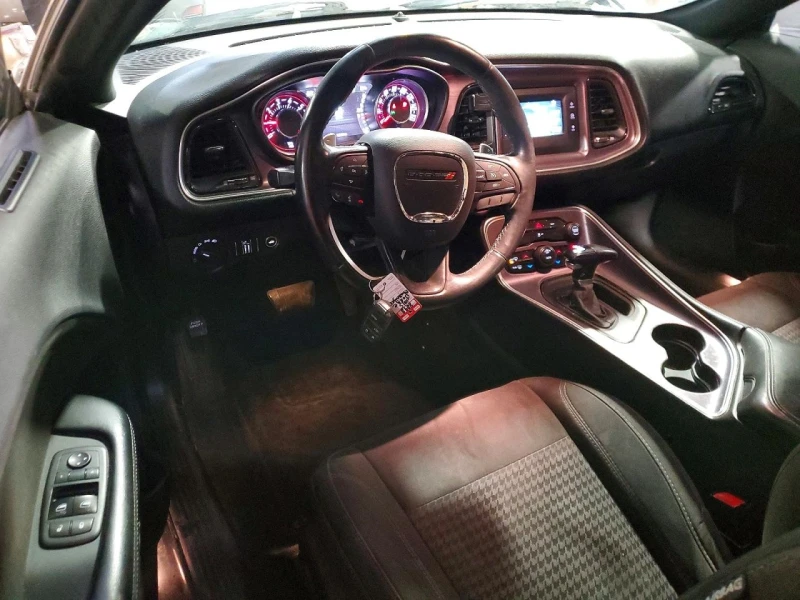 Dodge Challenger 3.6 V6| FACELIFT| ПОДГРЕВ| KEYLESS| ОЧАКВАН ВНОС, снимка 7 - Автомобили и джипове - 53567213