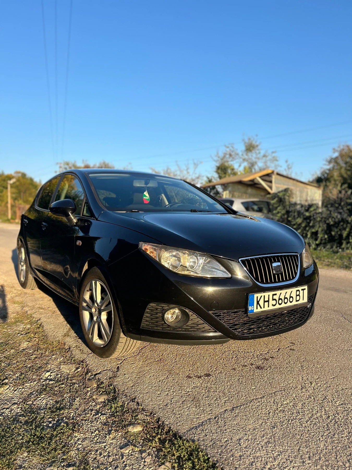 Seat Ibiza 1.6 105 к.с. Бензин с газов инжекцион - изображение 4