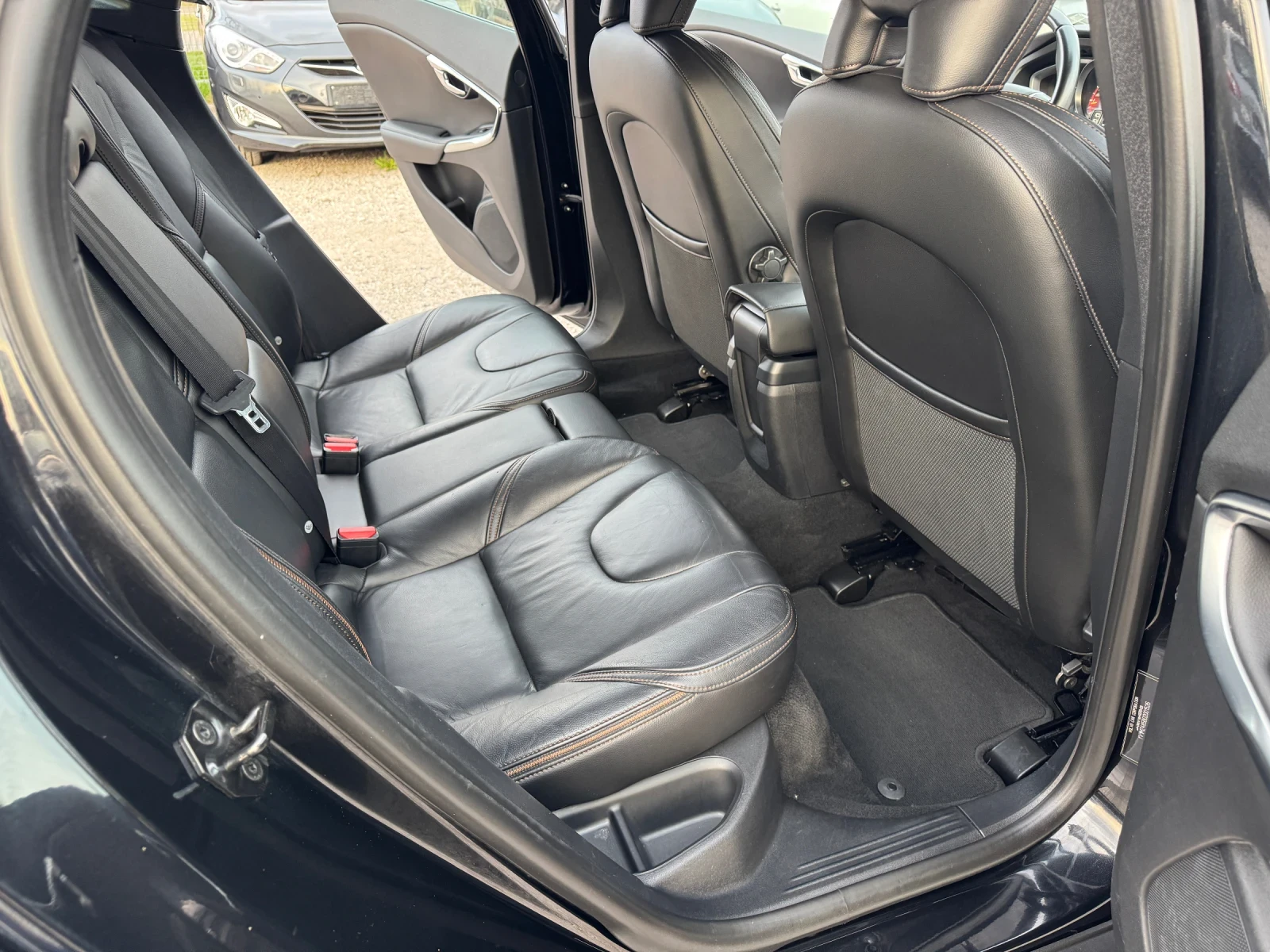 Volvo V40 Cross Country T4 FULL       | Mobile.bg   13