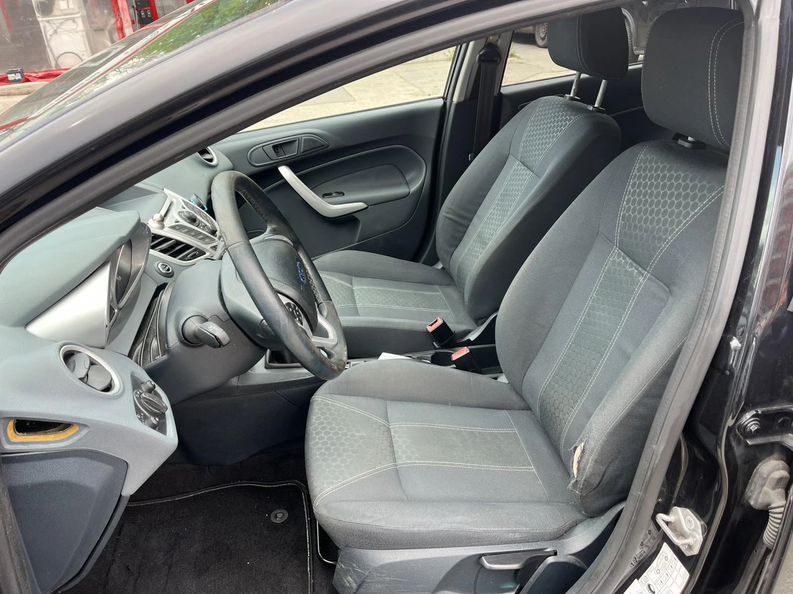 Ford Fiesta 1.4 DISEL | Mobile.bg — изображение 15