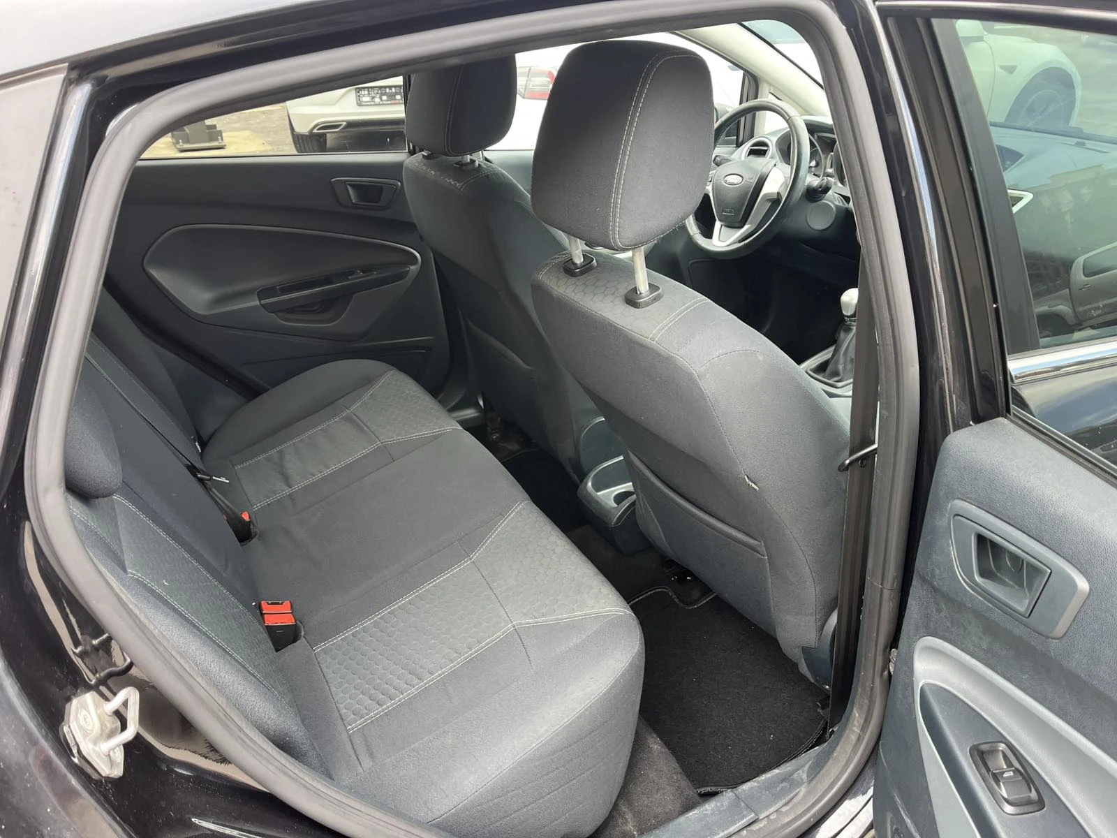 Ford Fiesta 1.4 DISEL | Mobile.bg — изображение 12