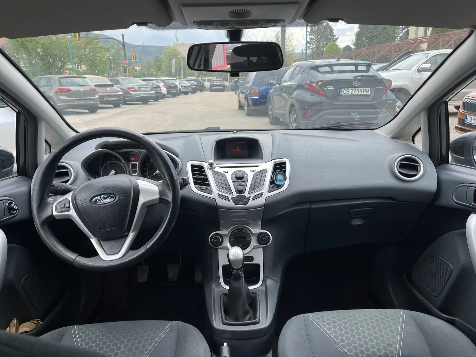 Ford Fiesta 1.4 DISEL - изображение 10