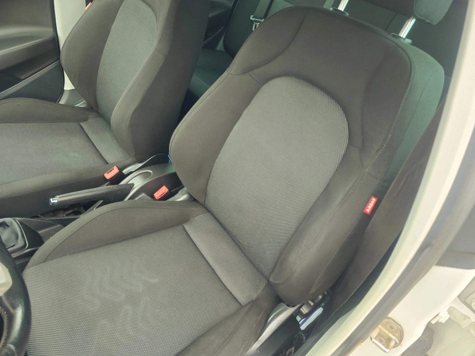 Seat Ibiza 1.6i/105hp - изображение 9