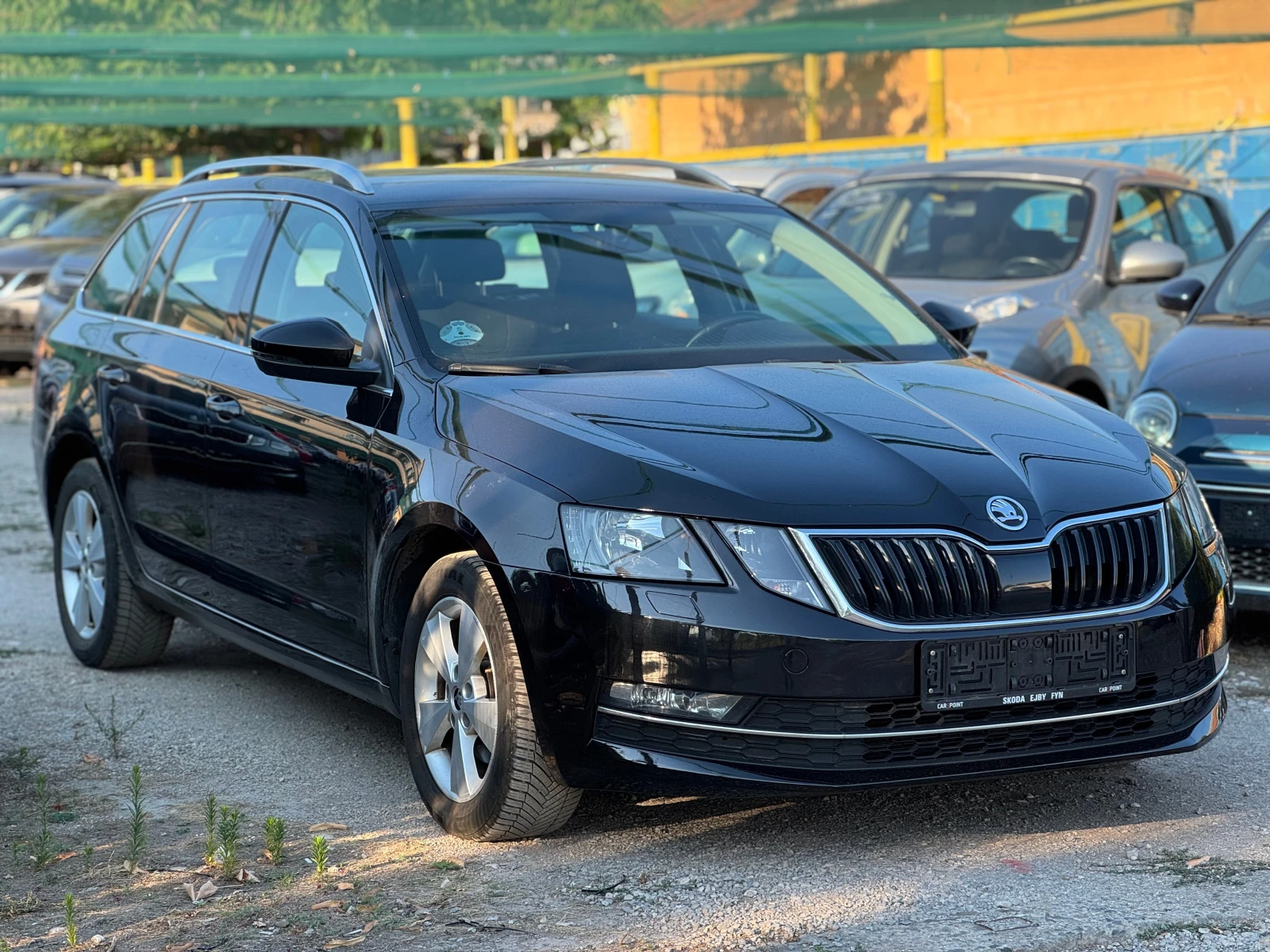 Skoda Octavia 2.0TDI * DSG * NAVI  - изображение 3
