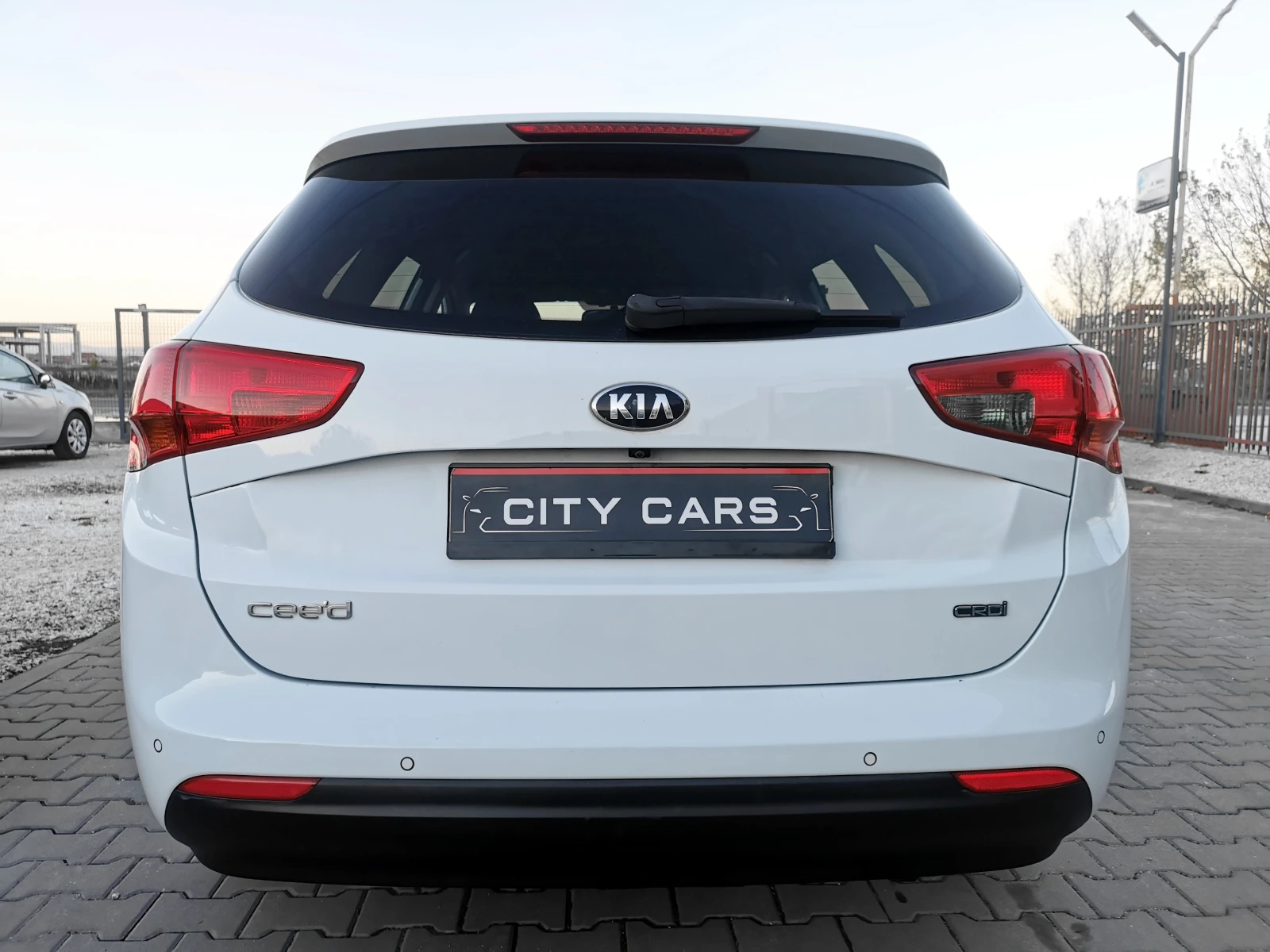 Kia Ceed 1.6 CRDi | Mobile.bg   8