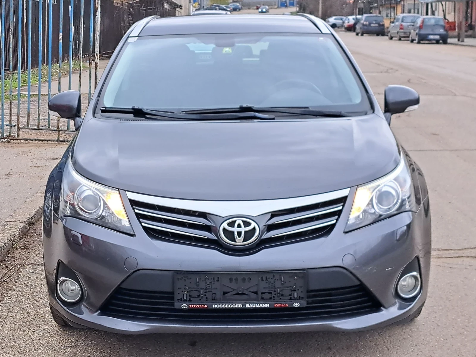 Toyota Avensis 2.2D4d 150kc FaceLift, Navi | Mobile.bg � ����������� 10