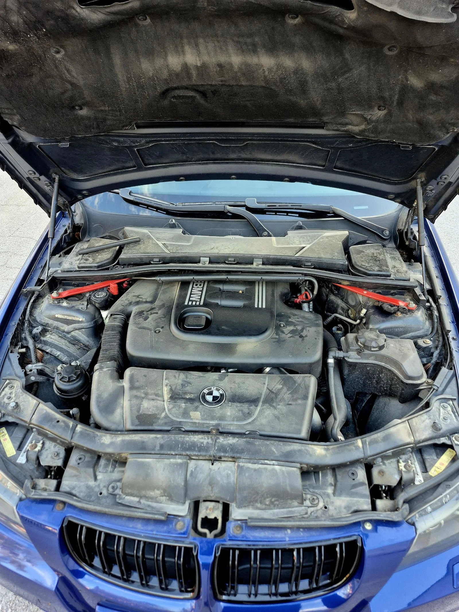 BMW 320, снимка 15 - Автомобили и джипове - 54418079
