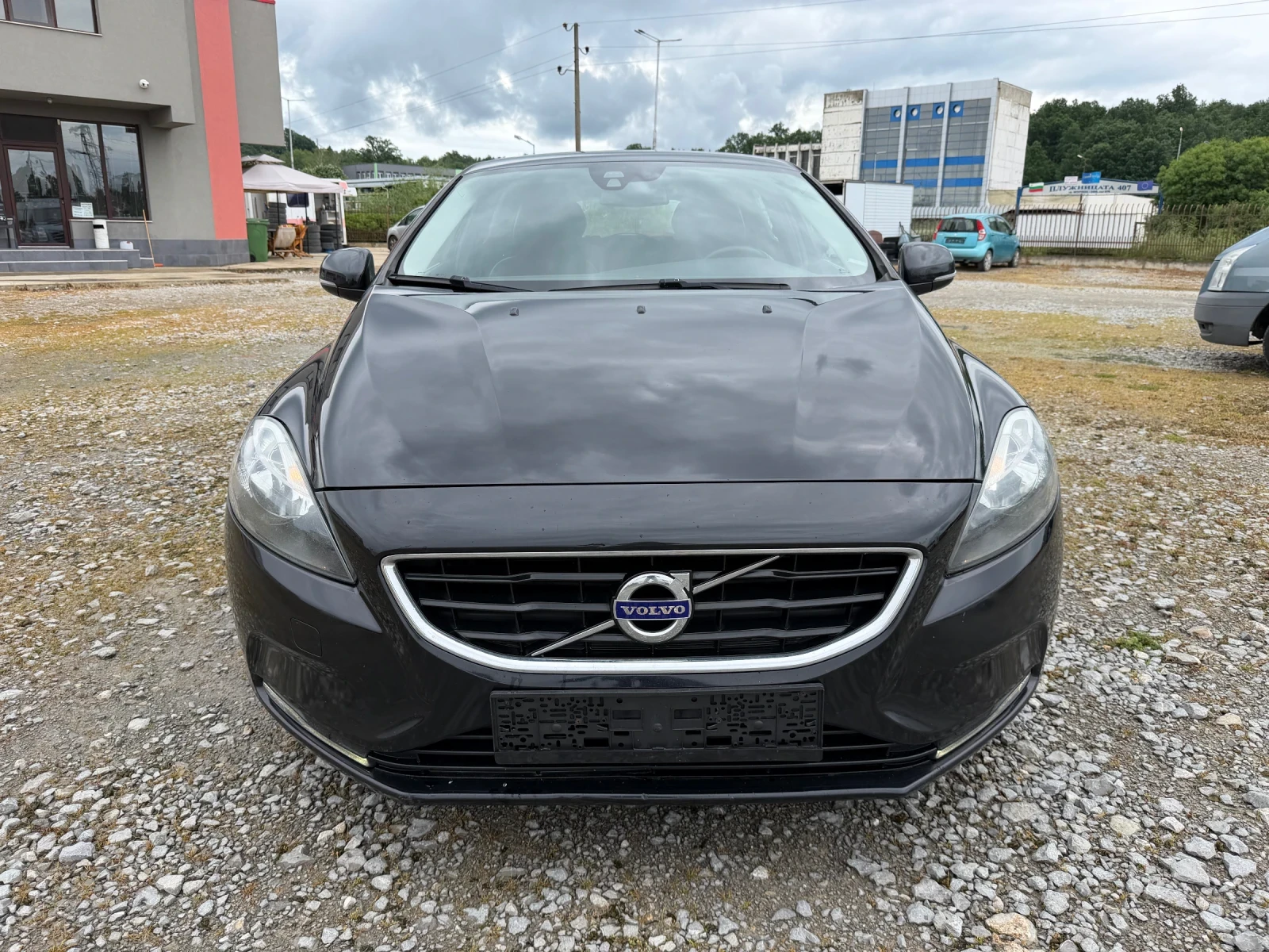 Volvo V40 1.6 E-HDI-NAVI , снимка 2 - Автомобили и джипове - 54697388