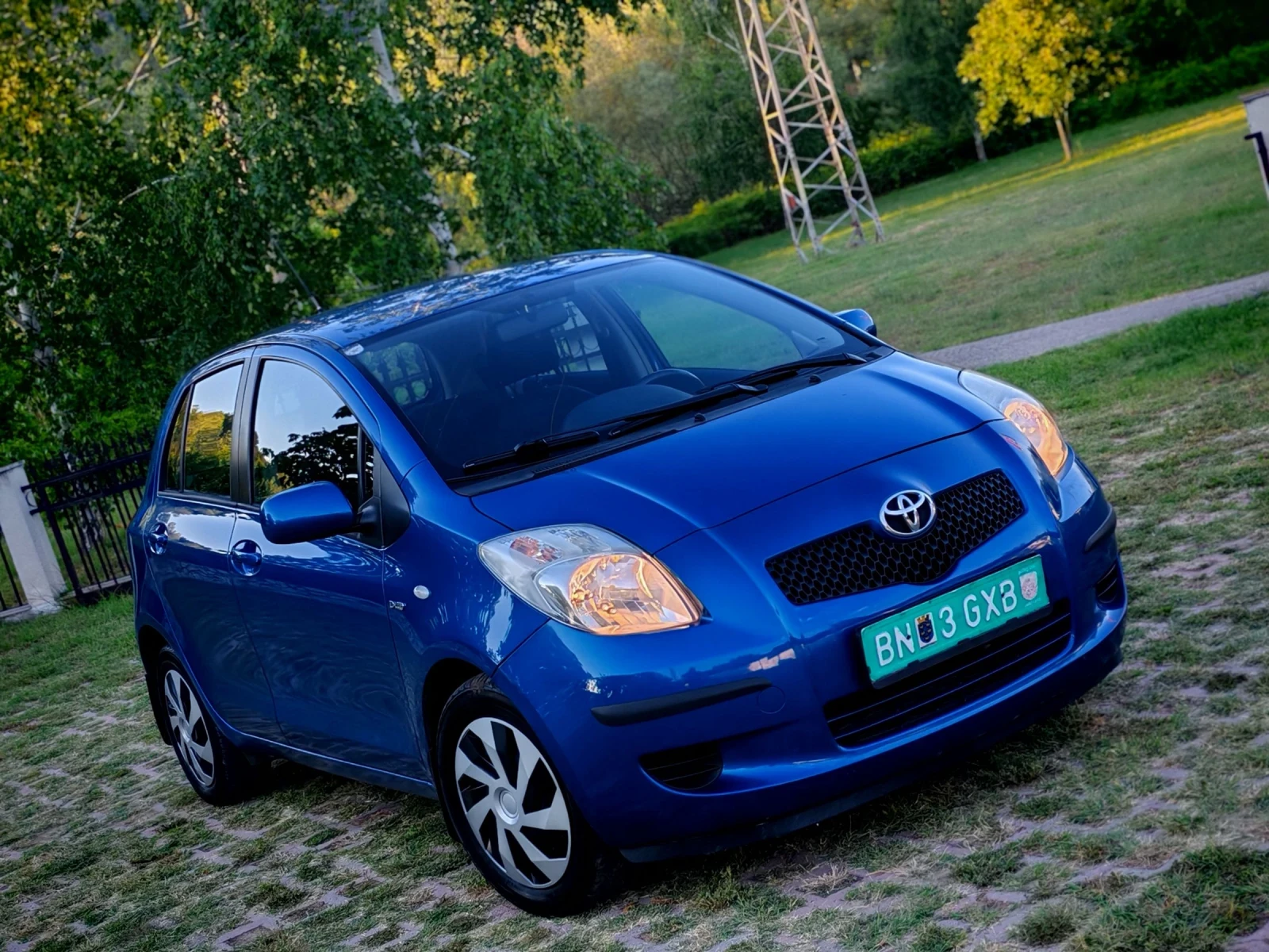 Toyota Yaris 1.4D4D(90)* FACELIFT* КЛИМАТИК* НОВ ВНОС* , снимка 9 - Автомобили и джипове - 54973892