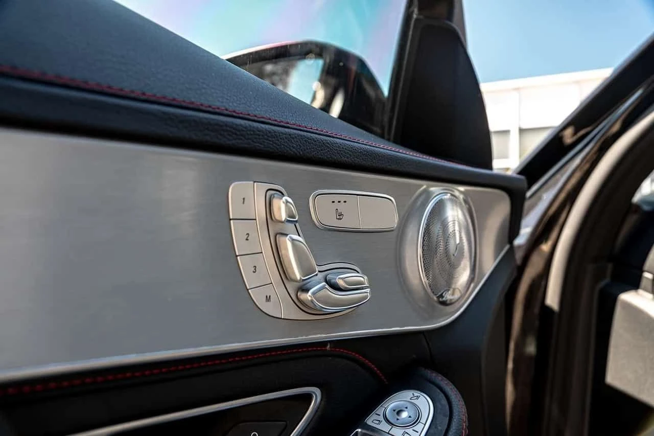 Mercedes-Benz C 43 AMG  | ФИКСИРАНА ЦЕНА | 360 | DISTRONIC | BURMESTER | , снимка 10 - Автомобили и джипове - 55343425