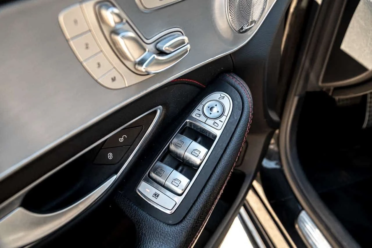Mercedes-Benz C 43 AMG  | ФИКСИРАНА ЦЕНА | 360 | DISTRONIC | BURMESTER | , снимка 9 - Автомобили и джипове - 55343425