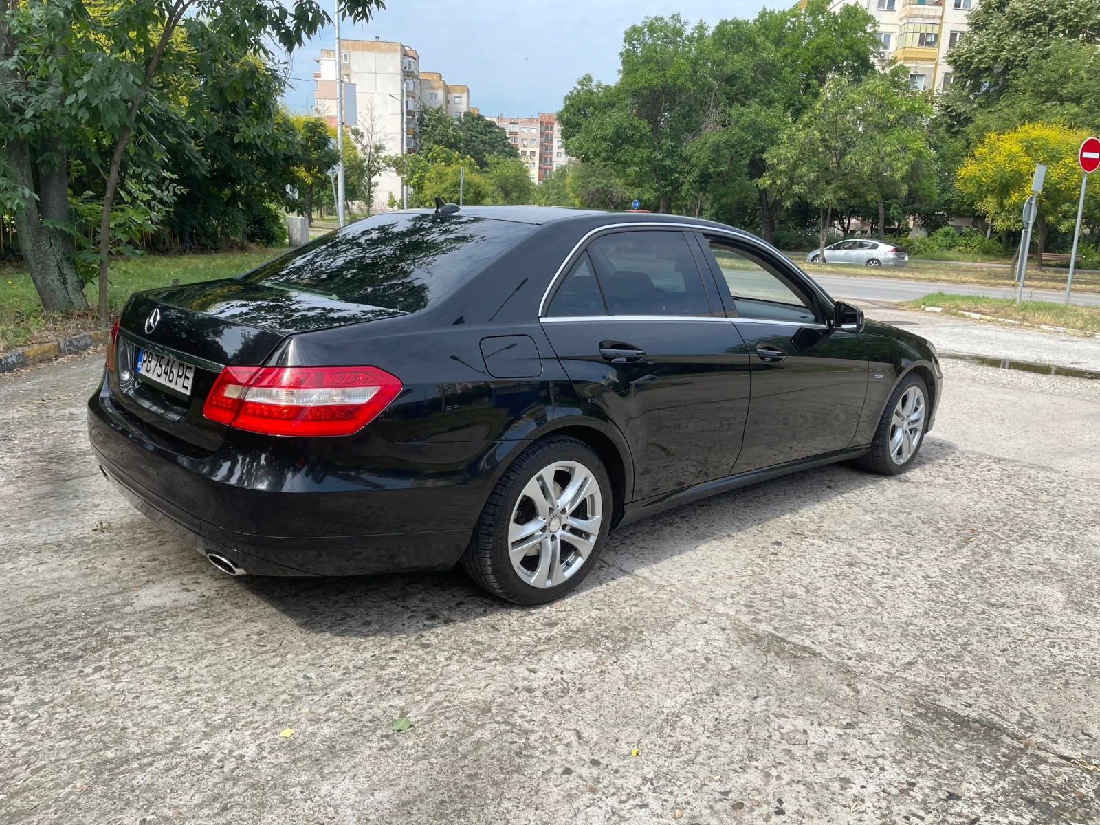 Mercedes-Benz E 350, снимка 6 - Автомобили и джипове - 55668138
