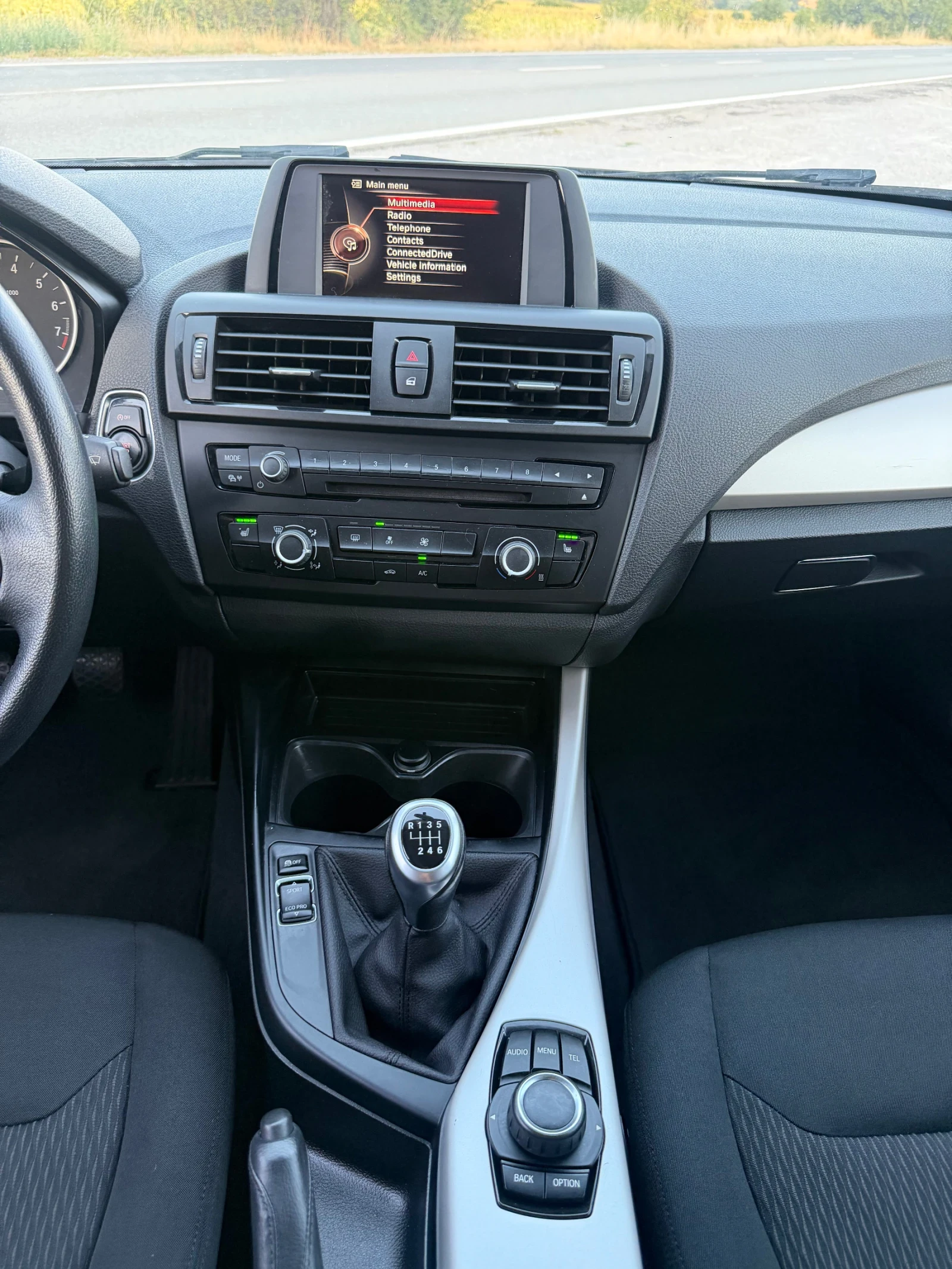 BMW 116 i SERVICE BOOK EURO 6 TUV COC, снимка 12 - Автомобили и джипове - 55743309