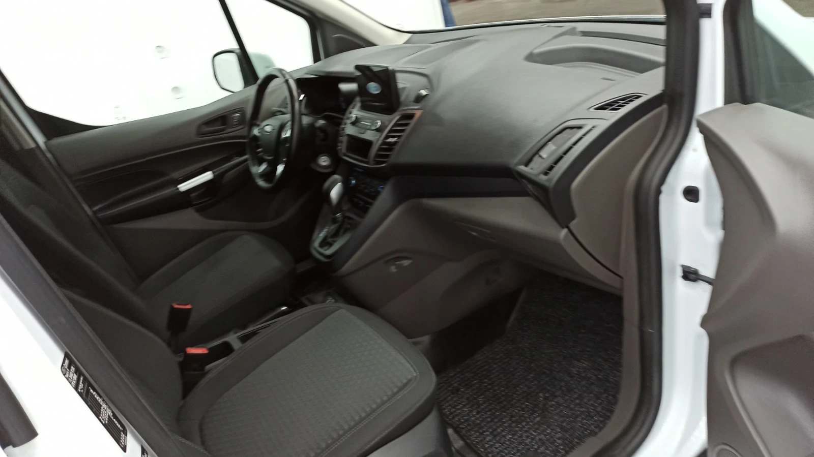 Ford Connect 1.5 Eko blue 120k.с. , снимка 7 - Автомобили и джипове - 55871732