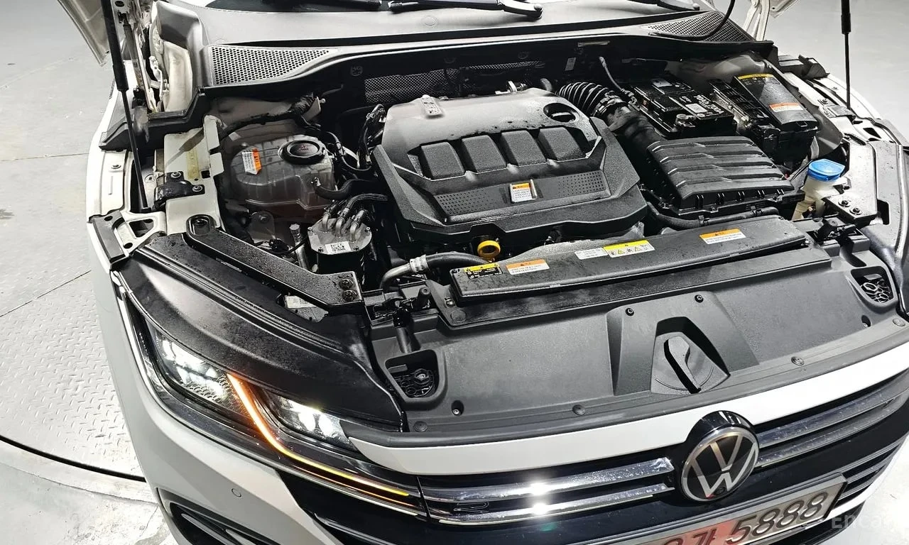 VW Arteon  R LIINE 4Motion / СЕРТИФИКАТ ЗА ОТЛИЧНО КАЧЕСТВО , снимка 6 - Автомобили и джипове - 55924466