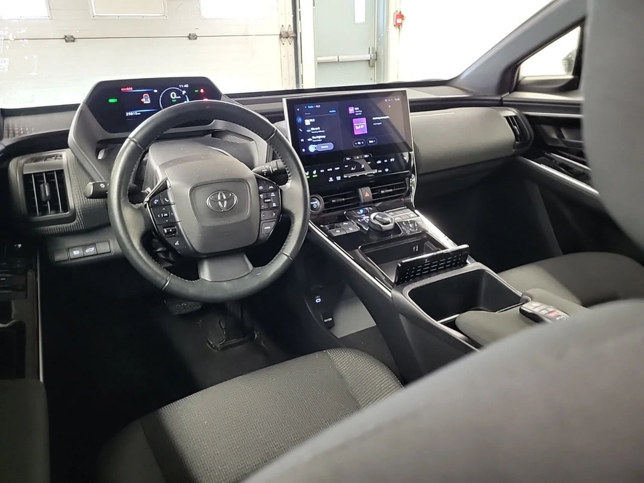 Toyota bZ4X LE* FWD* �� ������! | Mobile.bg � ����������� 7
