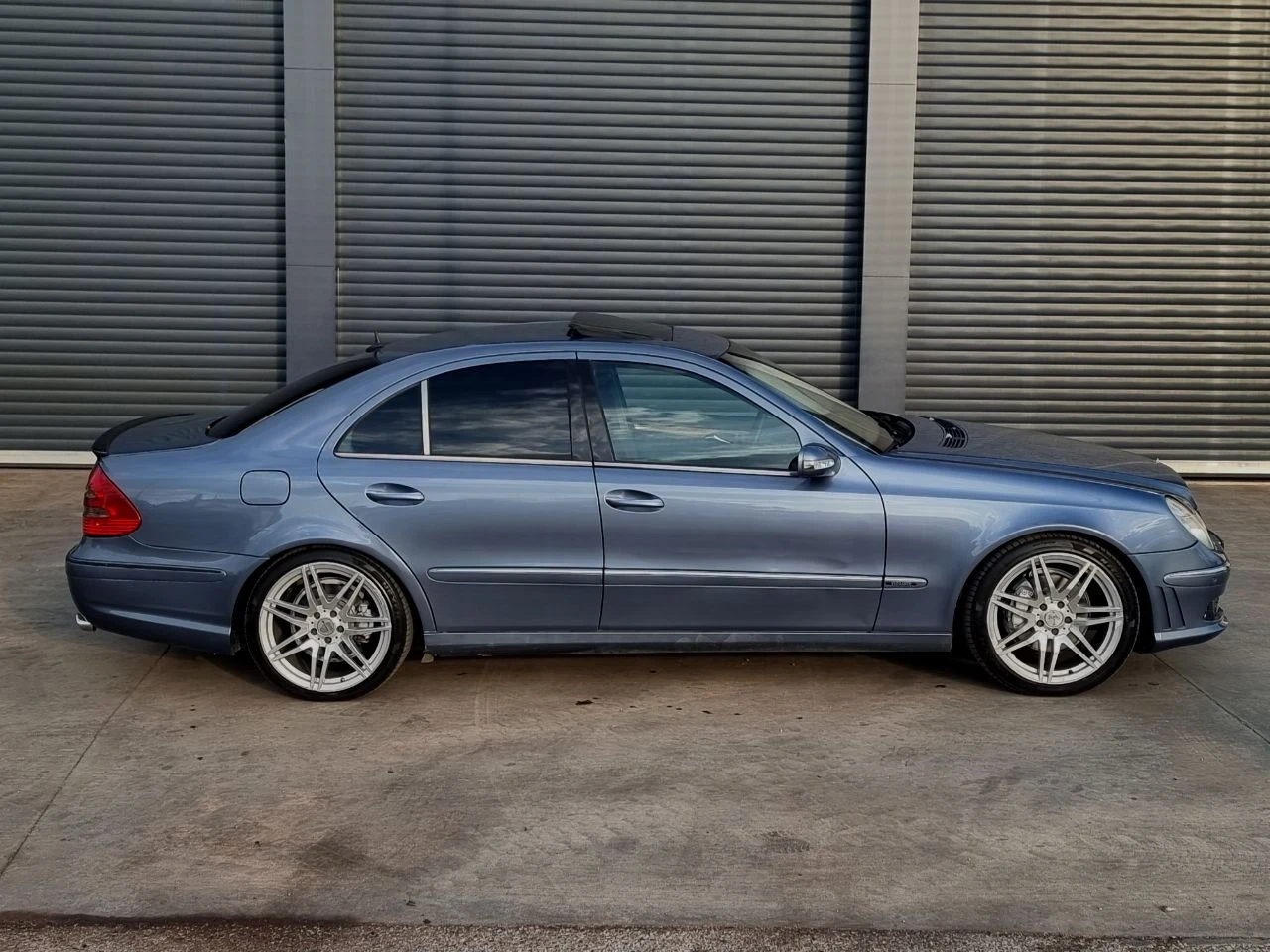 Mercedes-Benz E 320 CDI, снимка 8 - Автомобили и джипове - 56555363